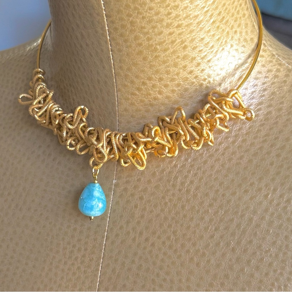 Gold Chain Collar Necklace with Blue Quartz Drop Pendant, Artisan Wire Choker - Picture 6 of 8